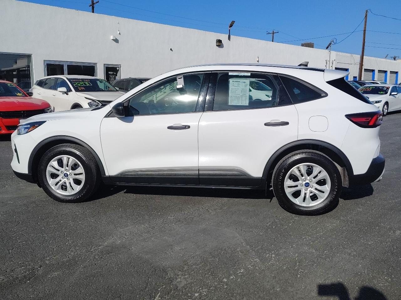 Ford Escape Base 2023