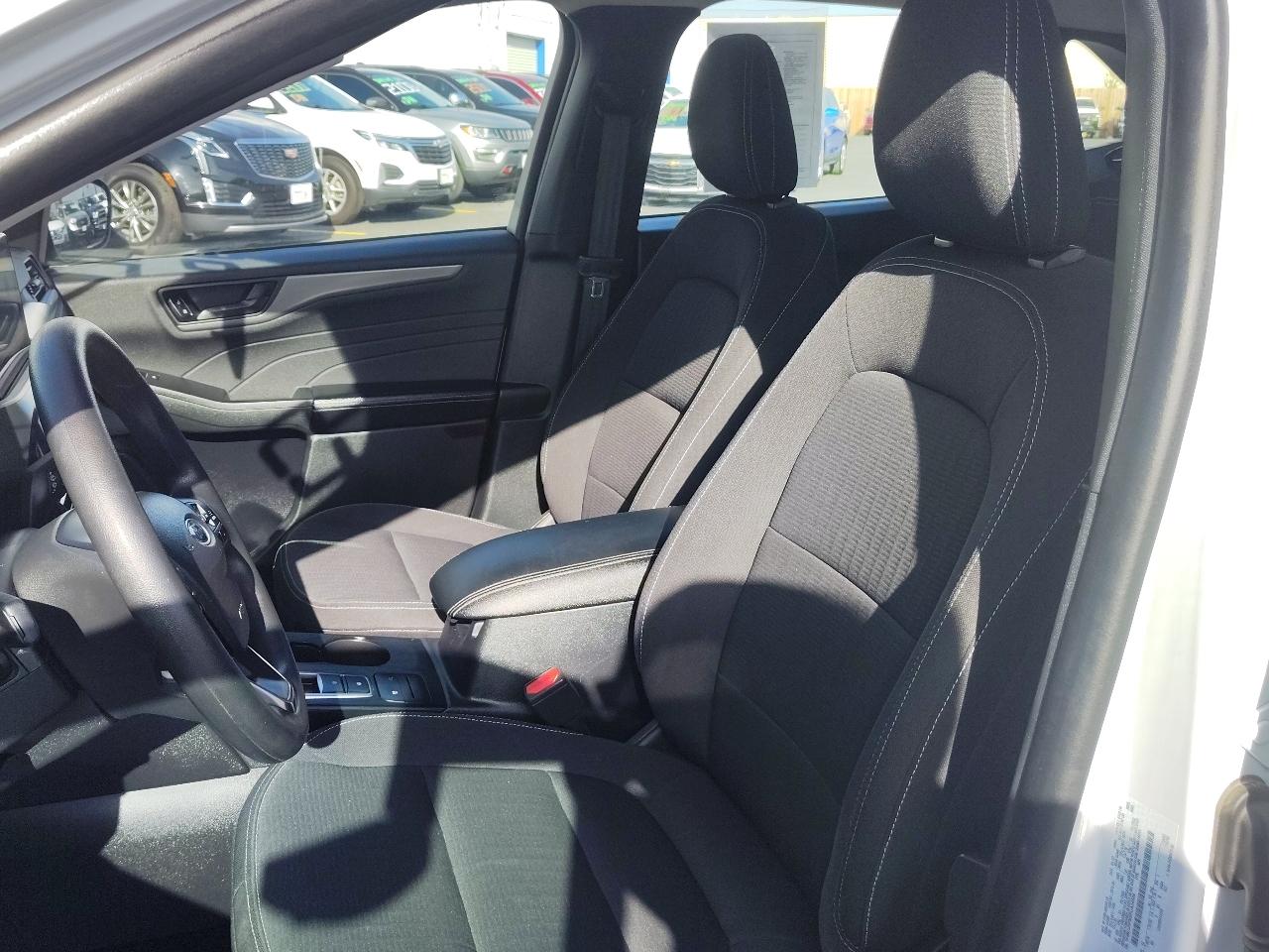 Ford Escape Base 2023