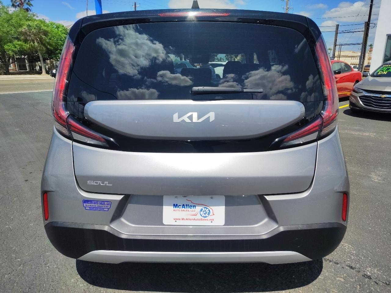 Kia Soul LX CVT 2024