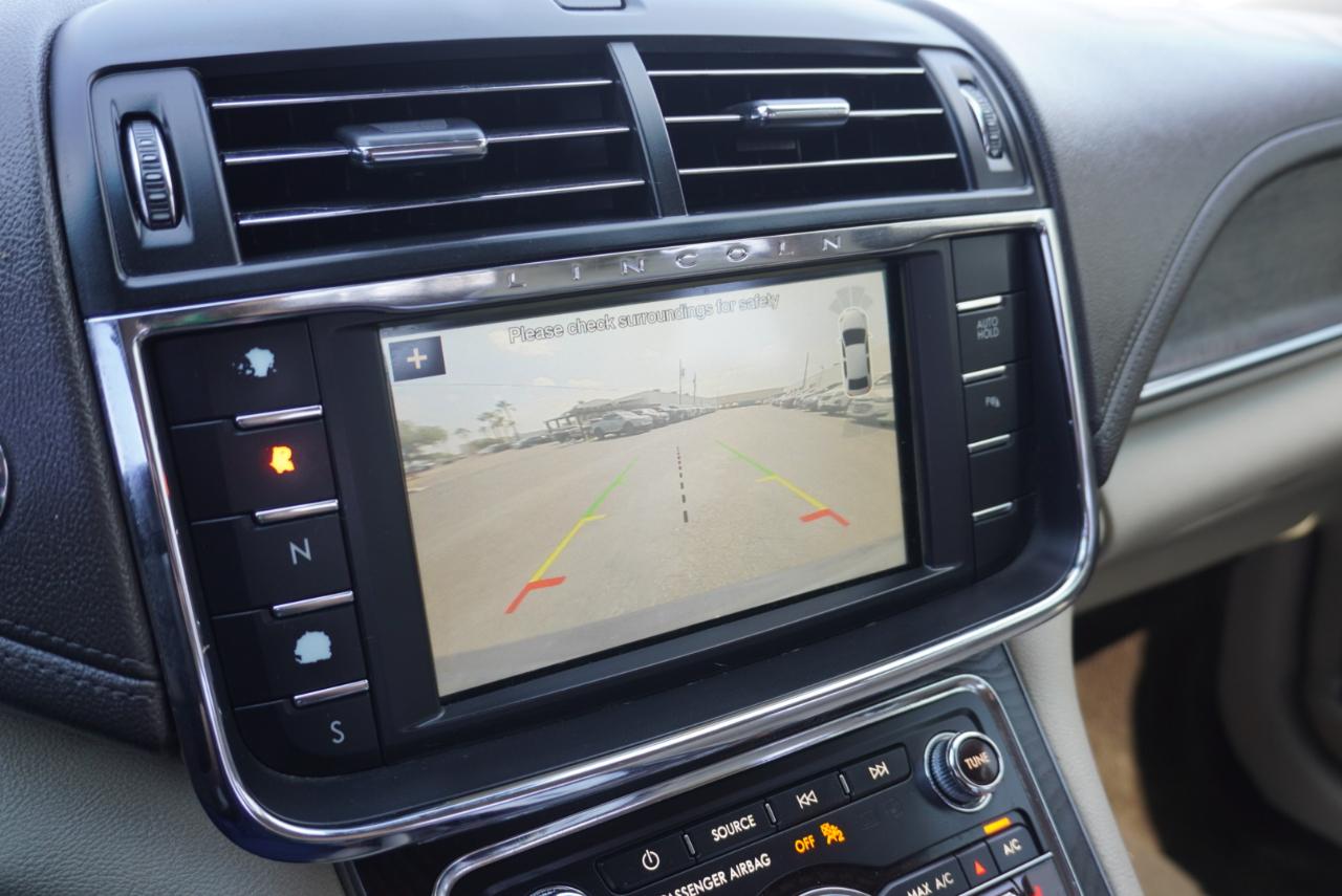 Lincoln Continental Select AWD 2018