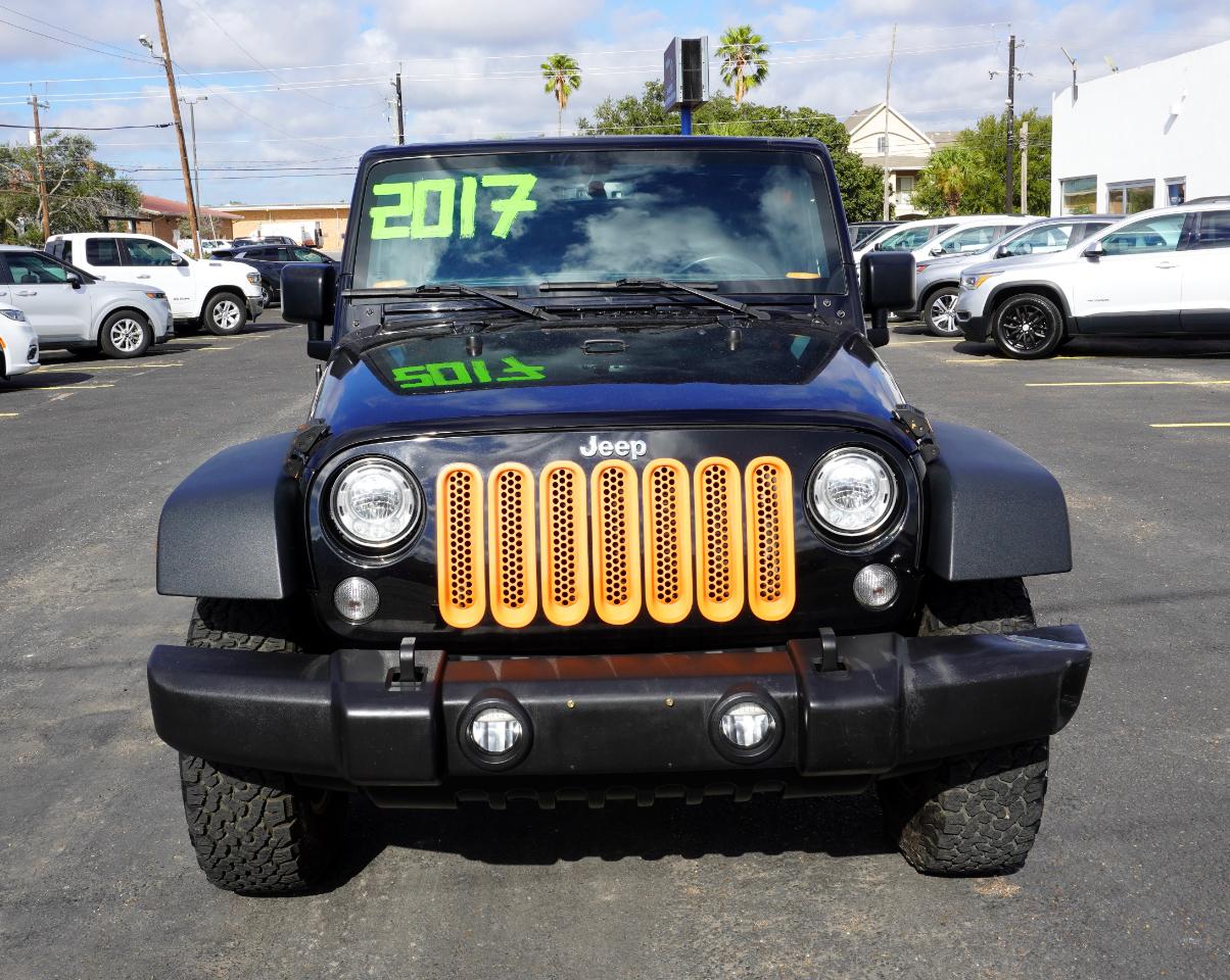 Jeep Wrangler photo 2