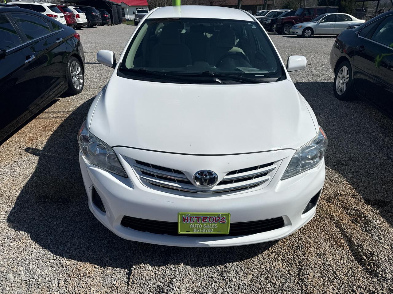 Toyota Corolla S 5-Speed MT 2013