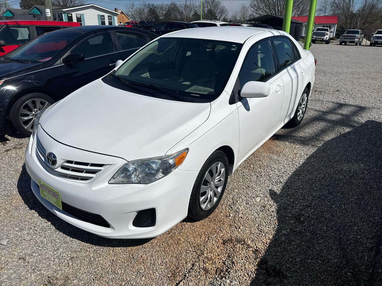 Toyota Corolla S 5-Speed MT 2013