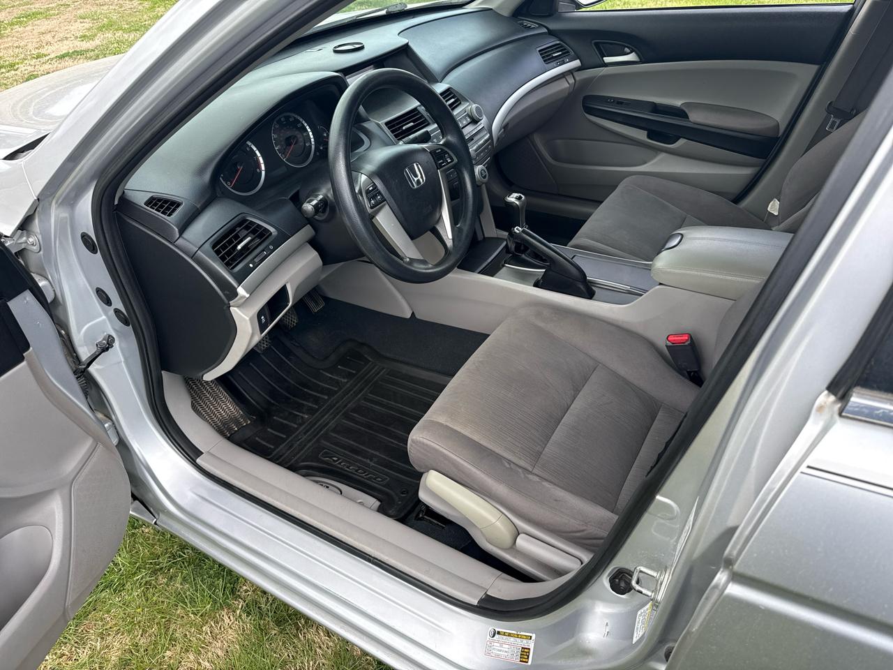 Honda Accord LX sedan 2012