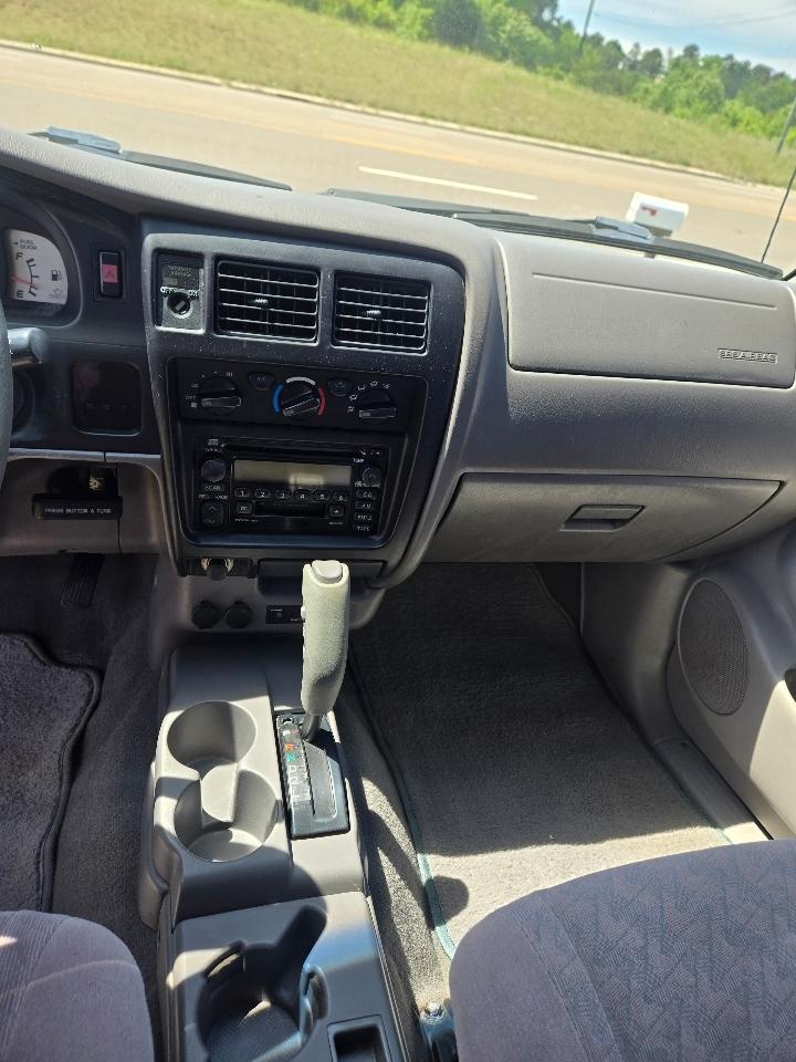 Toyota Tacoma PreRunner Xtracab V6 2WD 2001