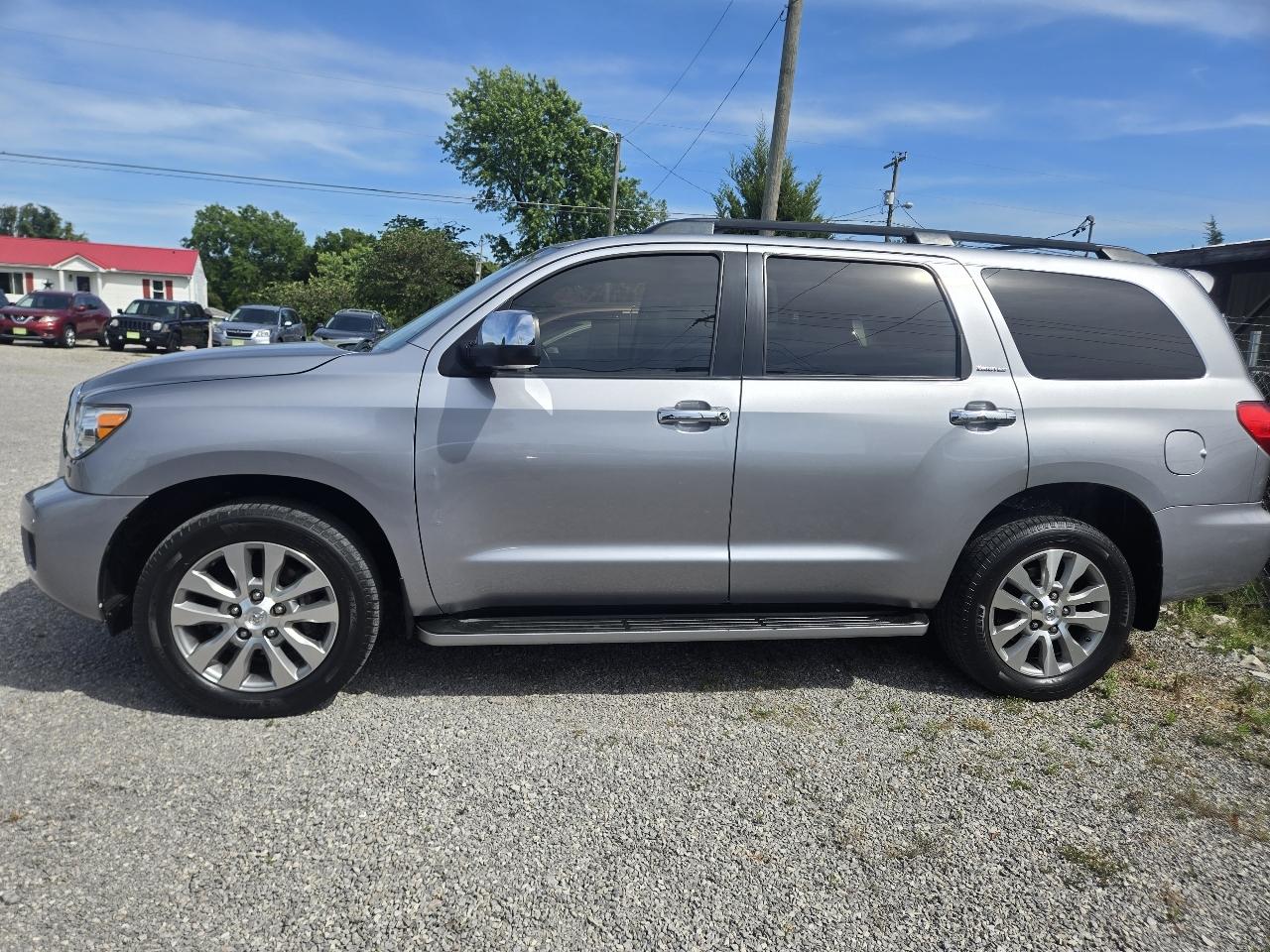 Toyota Sequoia Limited 4WD FFV 2010