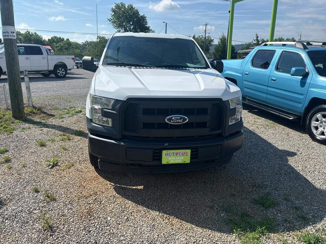 2017 Ford F-150 4WD SuperCrew 139" XL