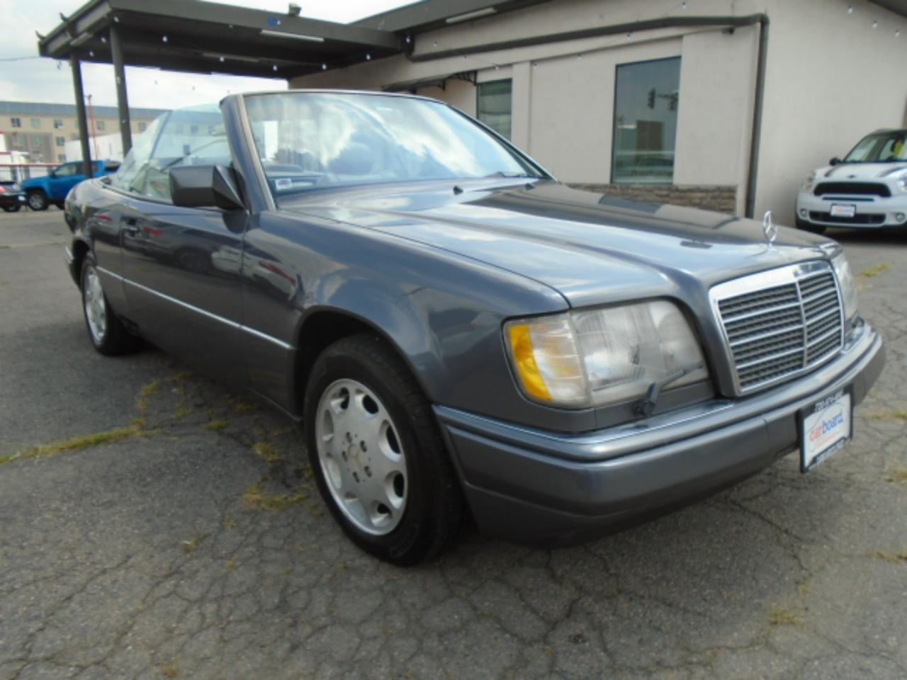Mercedes-Benz E Class 2dr Cabriolet 3.2L 1995