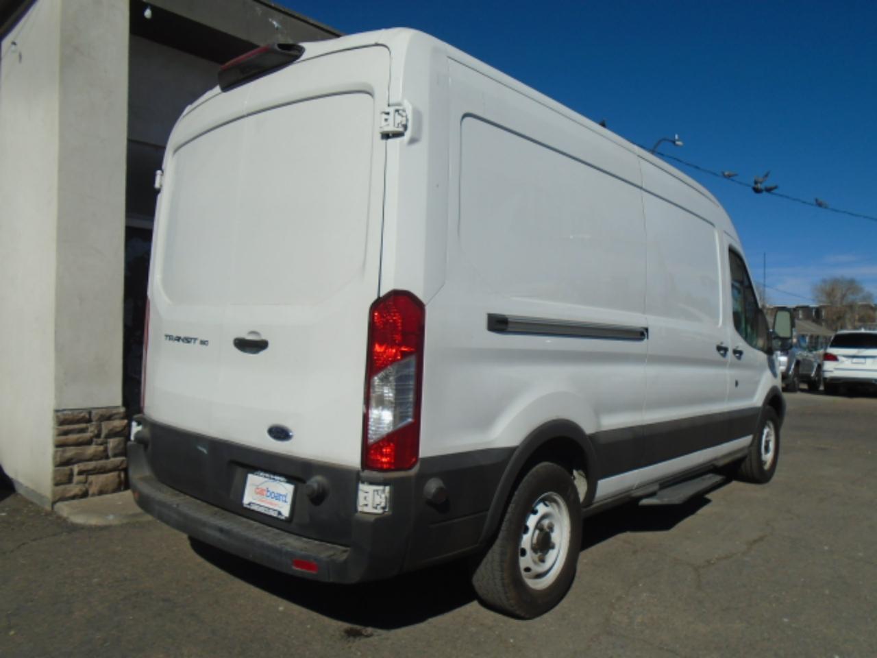 Ford Transit Van T-150 148" Med Rf 8600 GVWR Sliding RH Dr 2018