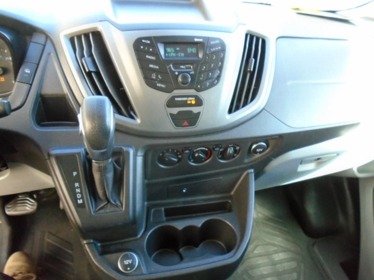 Ford Transit Van T-150 148" Med Rf 8600 GVWR Sliding RH Dr 2018