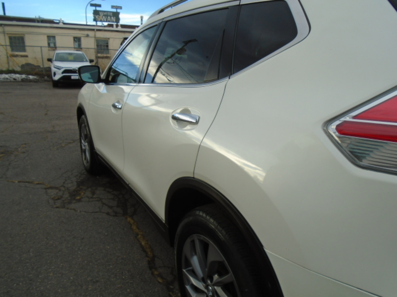 Nissan Rogue AWD 4dr SL 2016