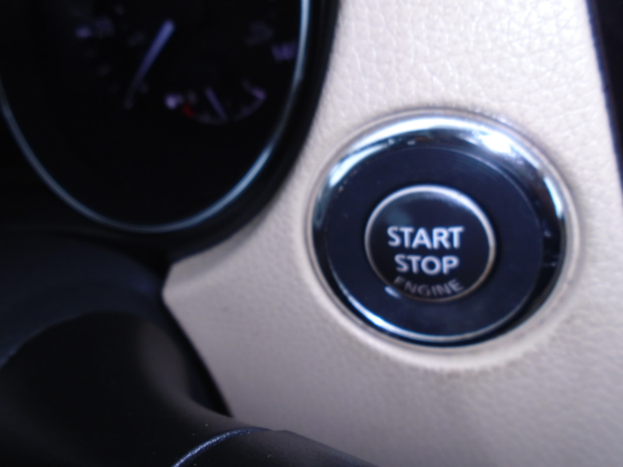 Nissan Rogue AWD 4dr SL 2016