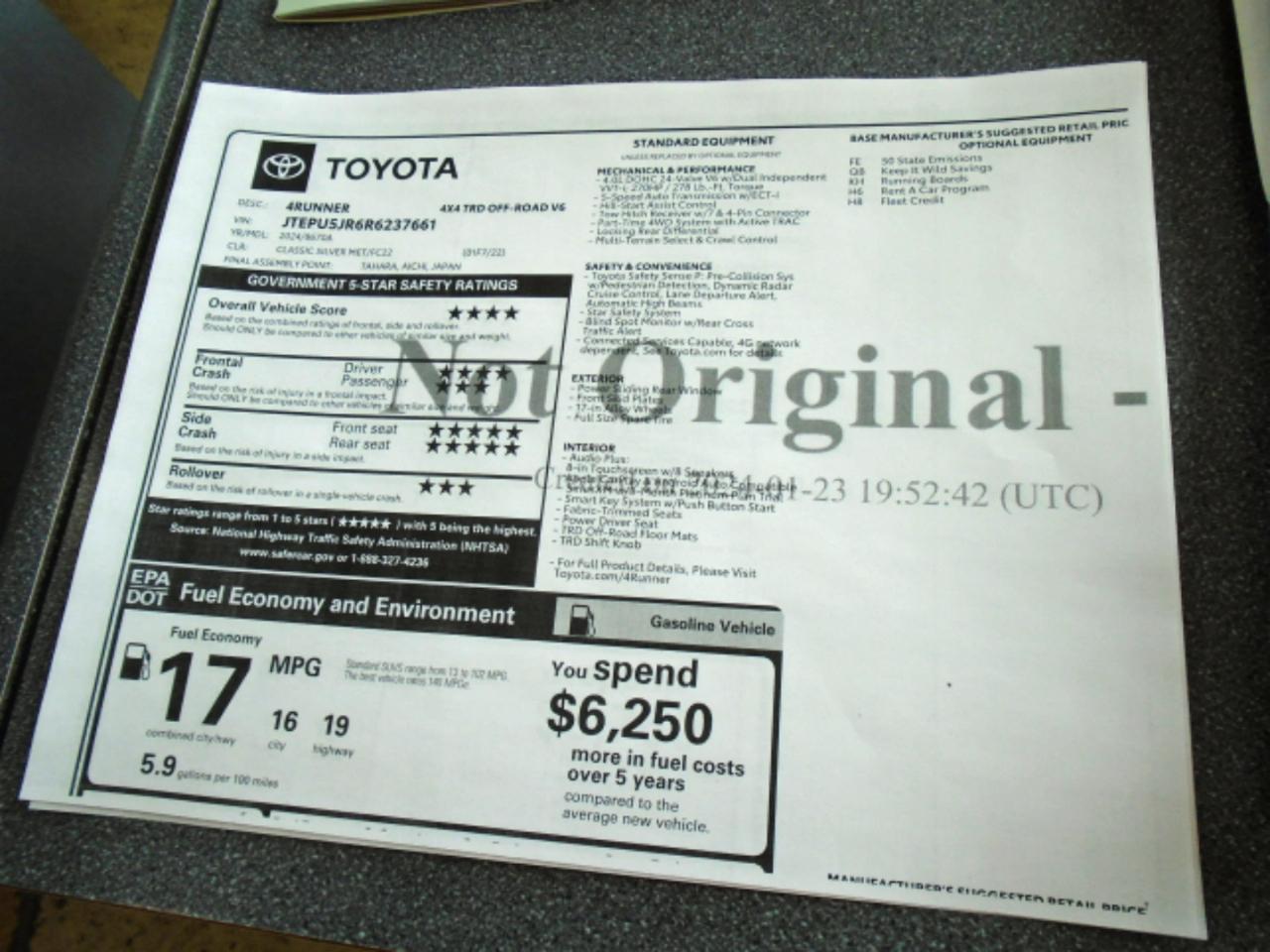 Toyota 4Runner TRD Off Road 4WD (Natl) 2024