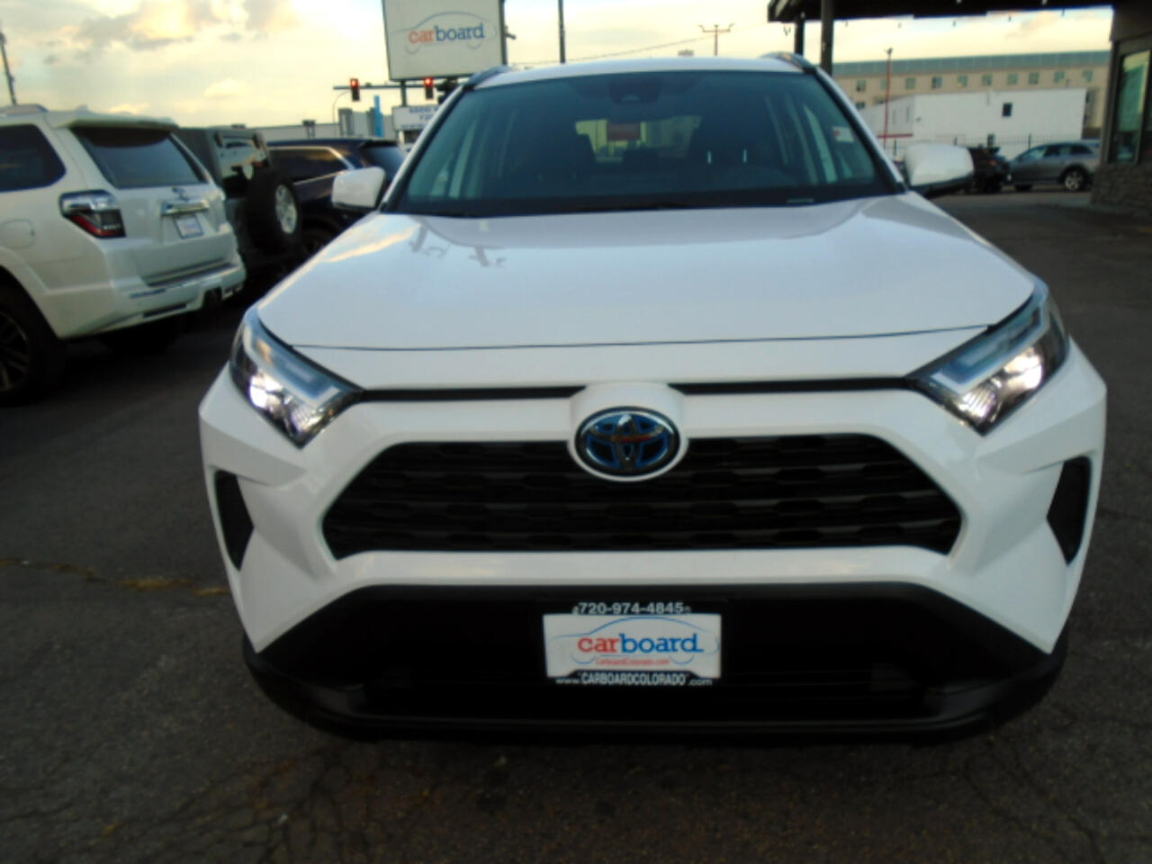 Toyota RAV4 Hybrid LE AWD (Natl) 2024