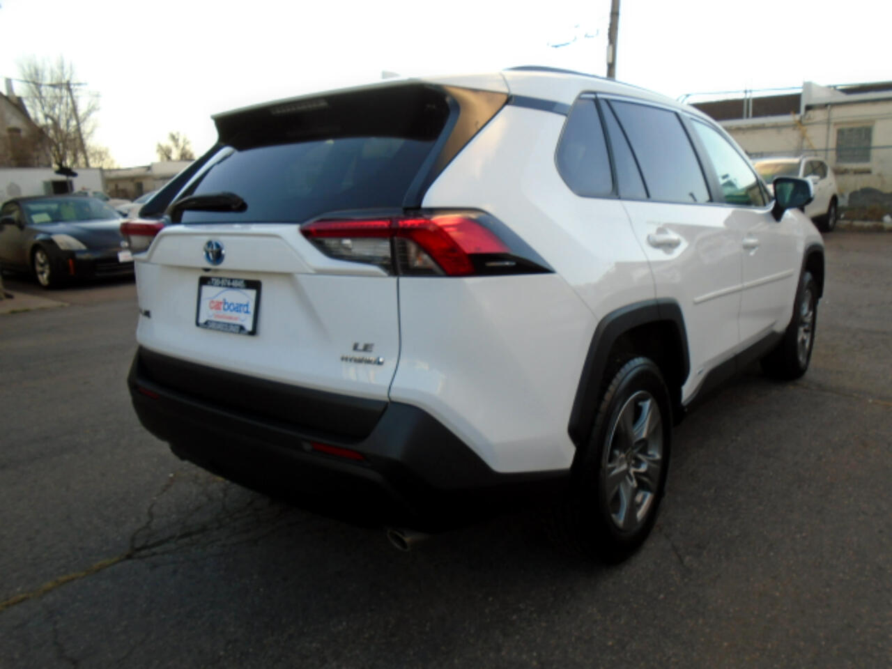 Toyota RAV4 Hybrid LE AWD (Natl) 2024