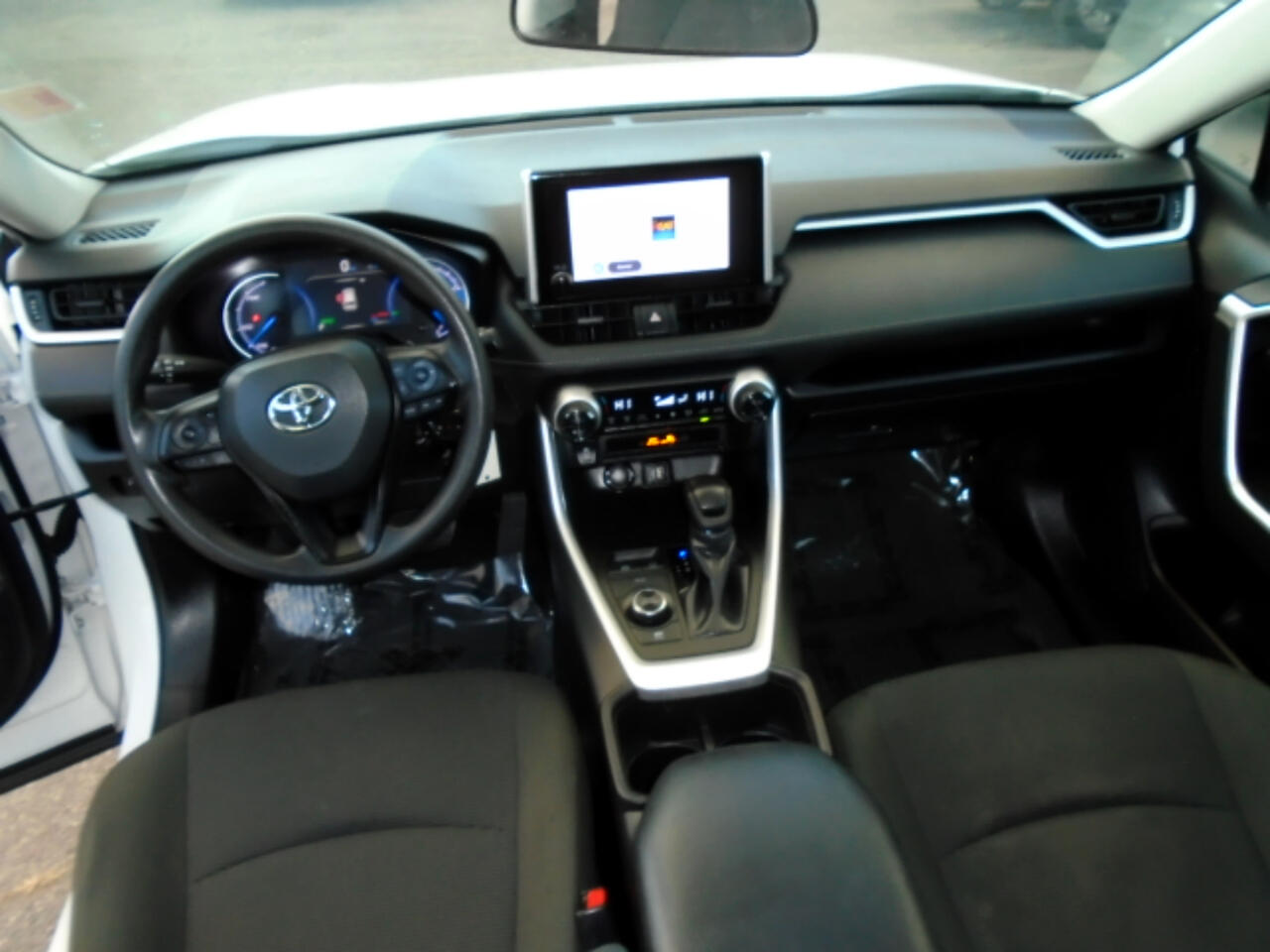 Toyota RAV4 Hybrid LE AWD (Natl) 2024