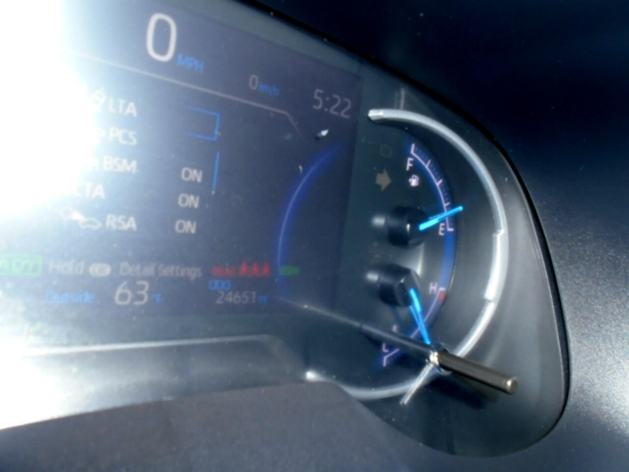 Toyota RAV4 Hybrid LE AWD (Natl) 2024