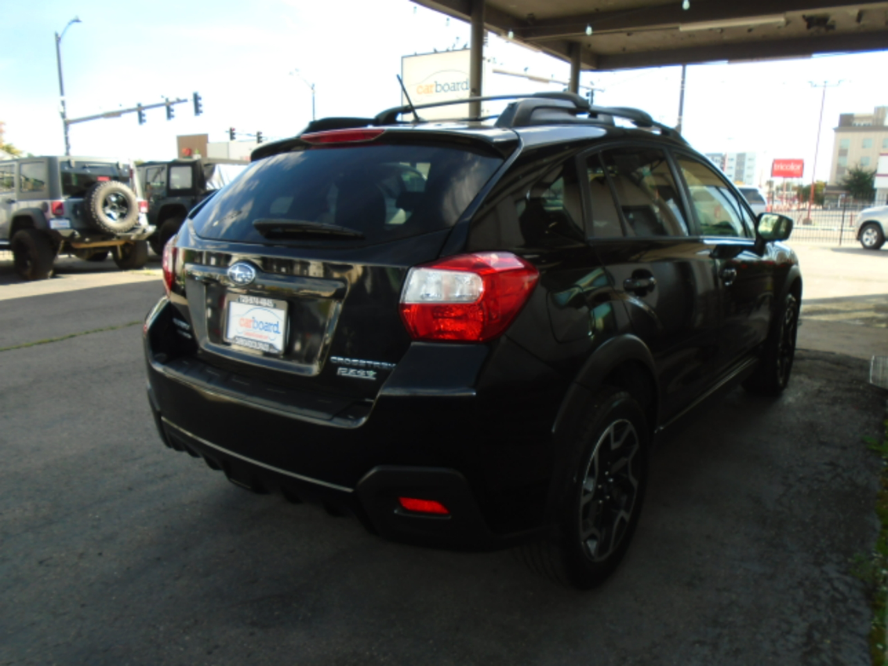 2017 Subaru Crosstrek 2.0i Premium photo 3