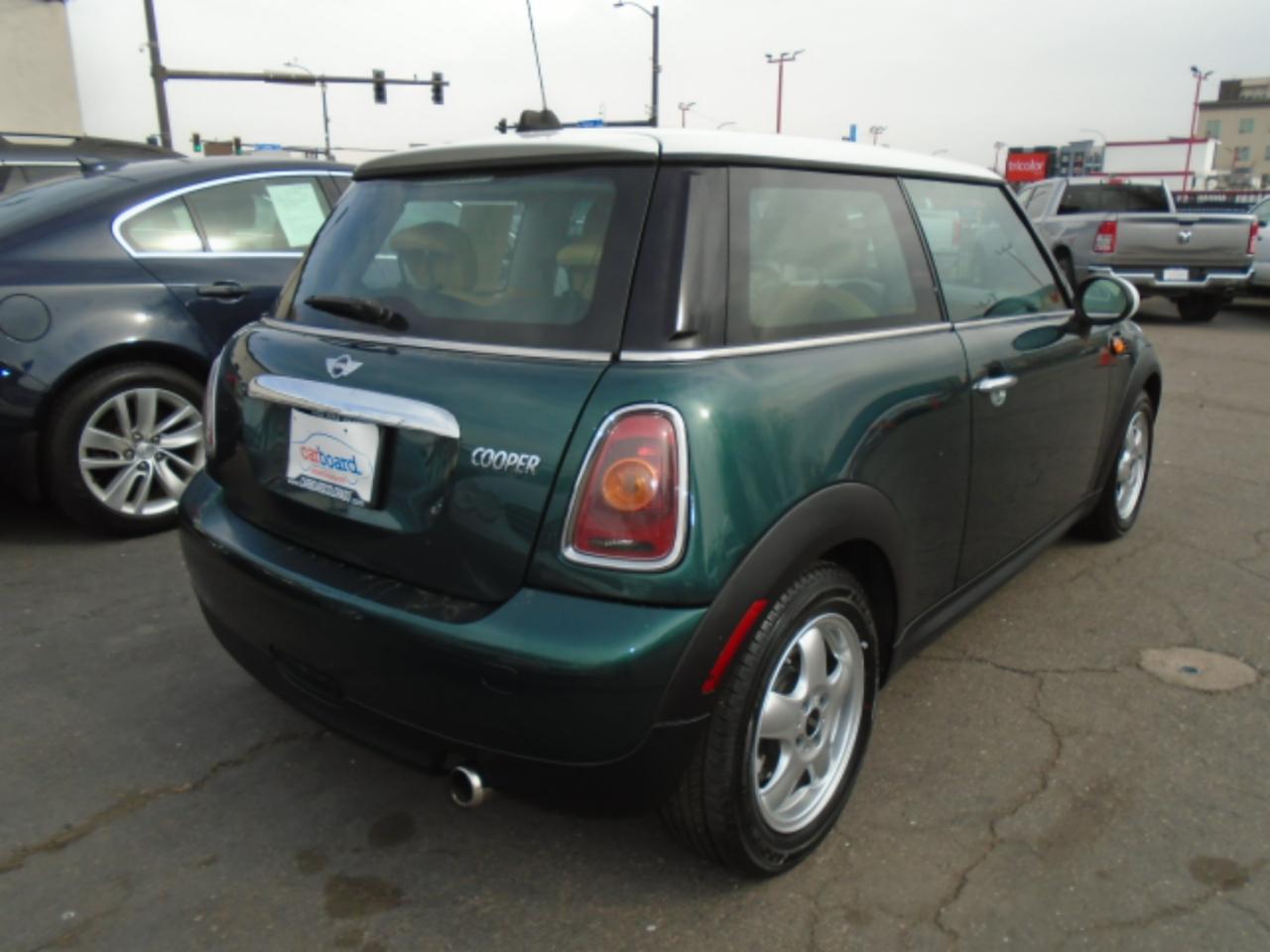MINI Cooper Hardtop 2dr Cpe 2008