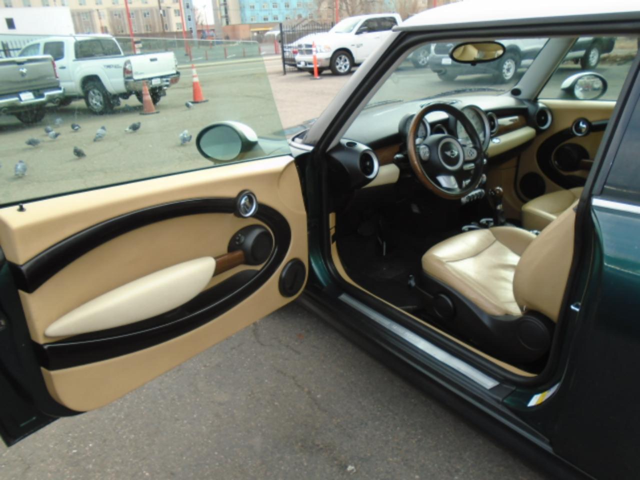 MINI Cooper Hardtop 2dr Cpe 2008