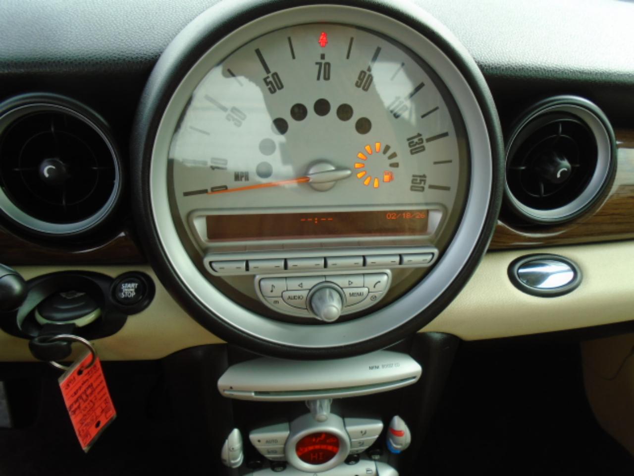 MINI Cooper Hardtop 2dr Cpe 2008