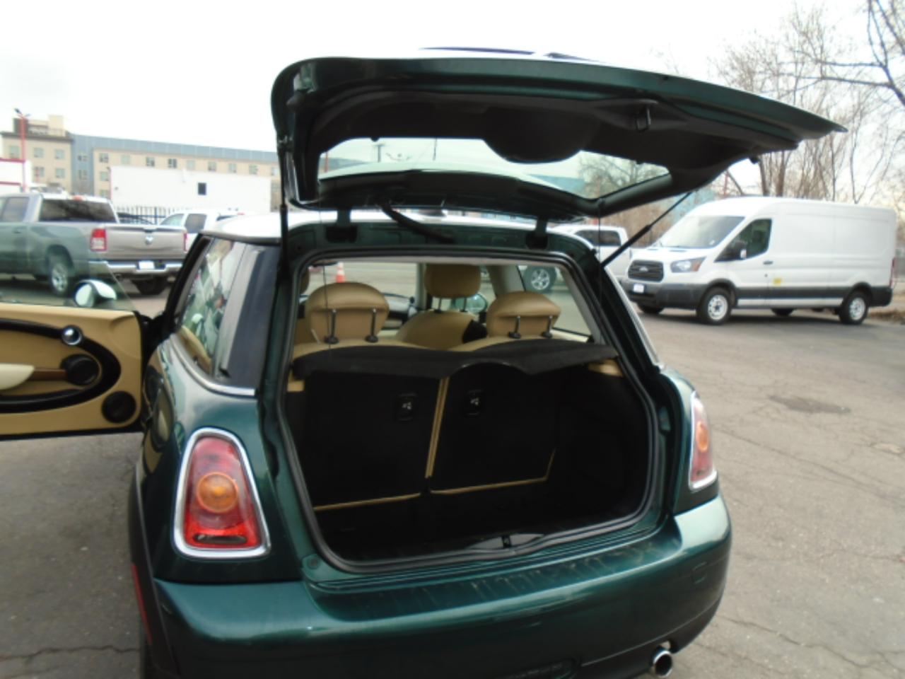 MINI Cooper Hardtop 2dr Cpe 2008