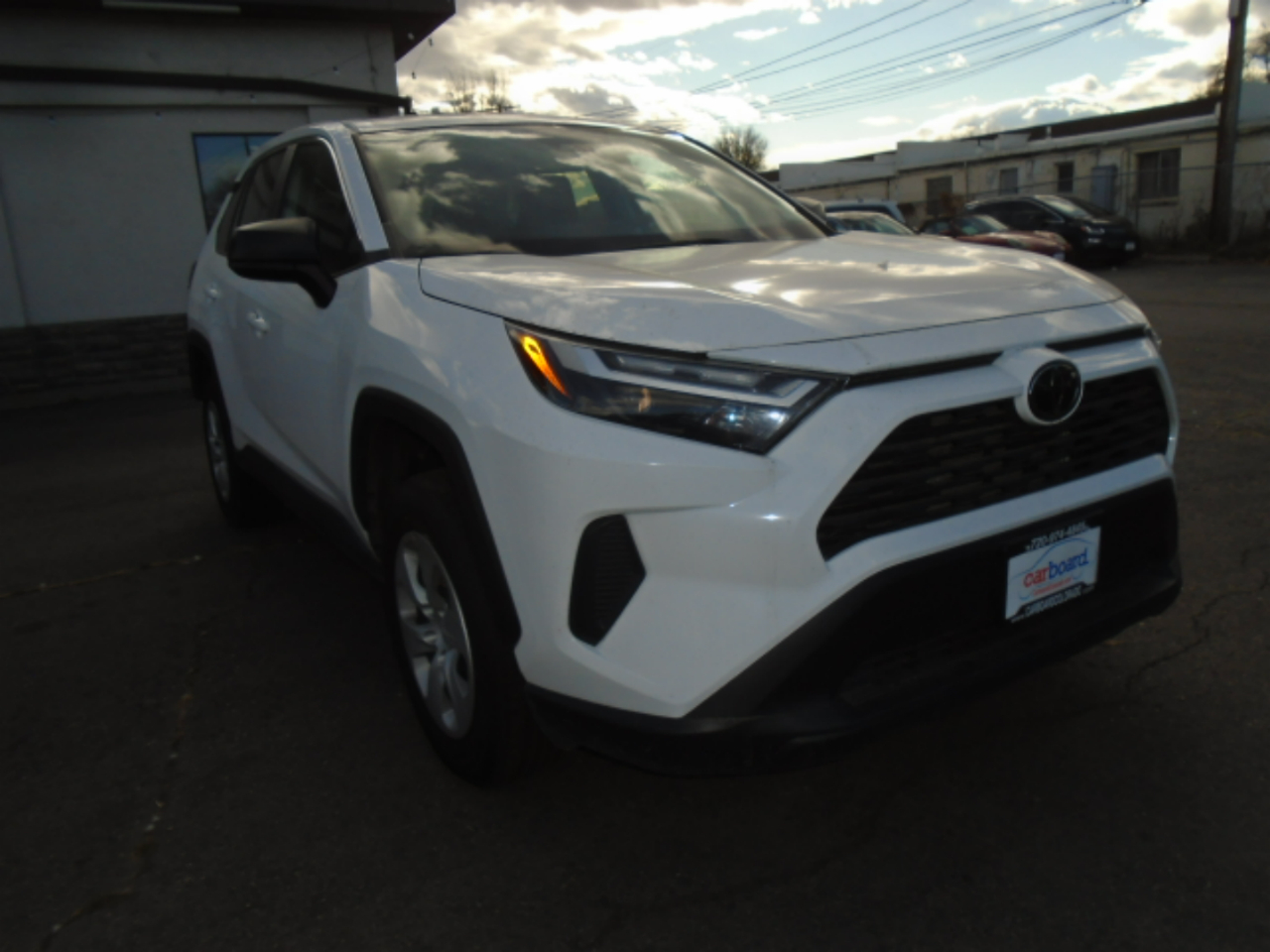 2024 Toyota RAV4 LE AWD (Natl)