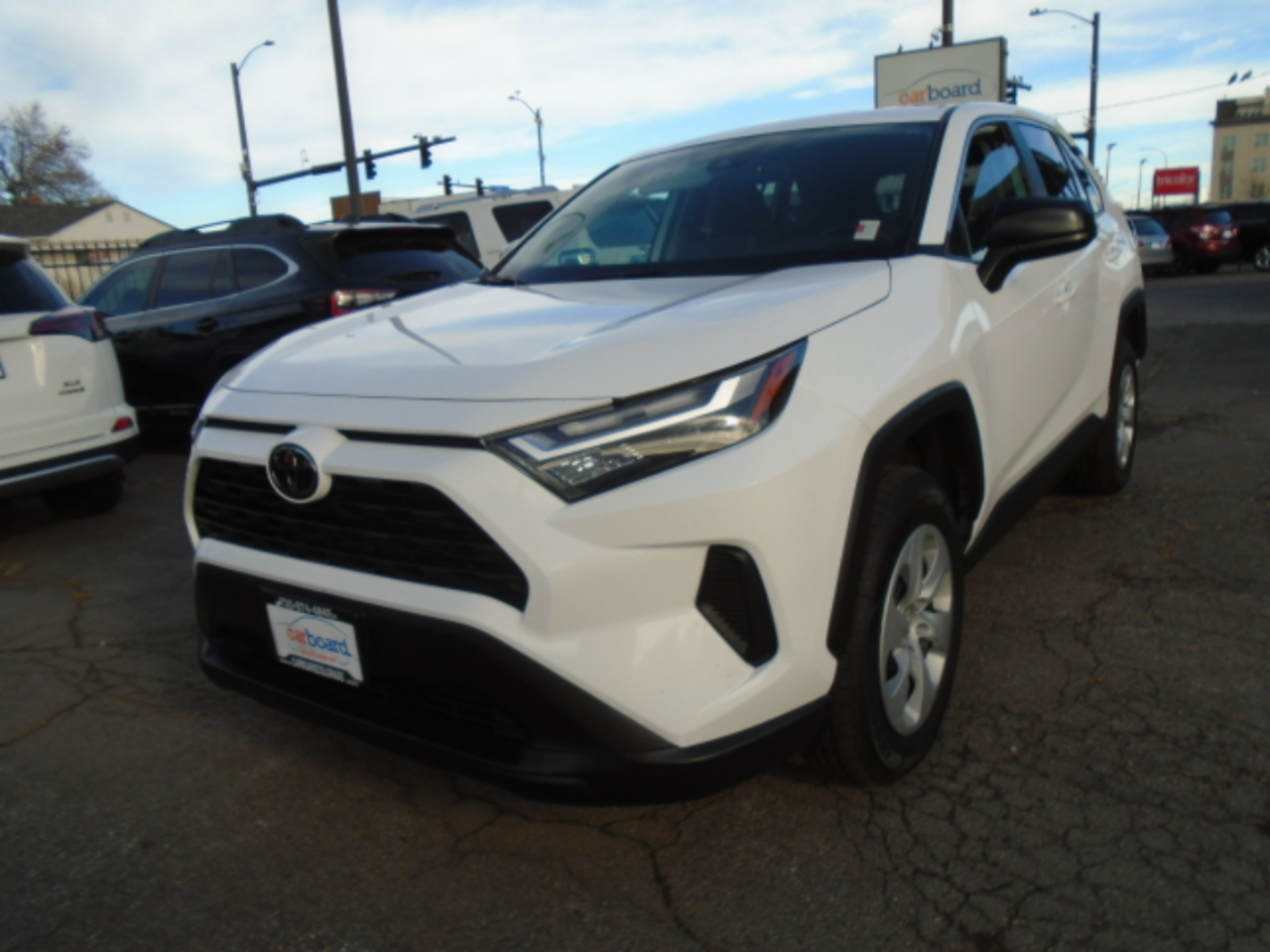 Toyota RAV4 LE AWD (Natl) 2024