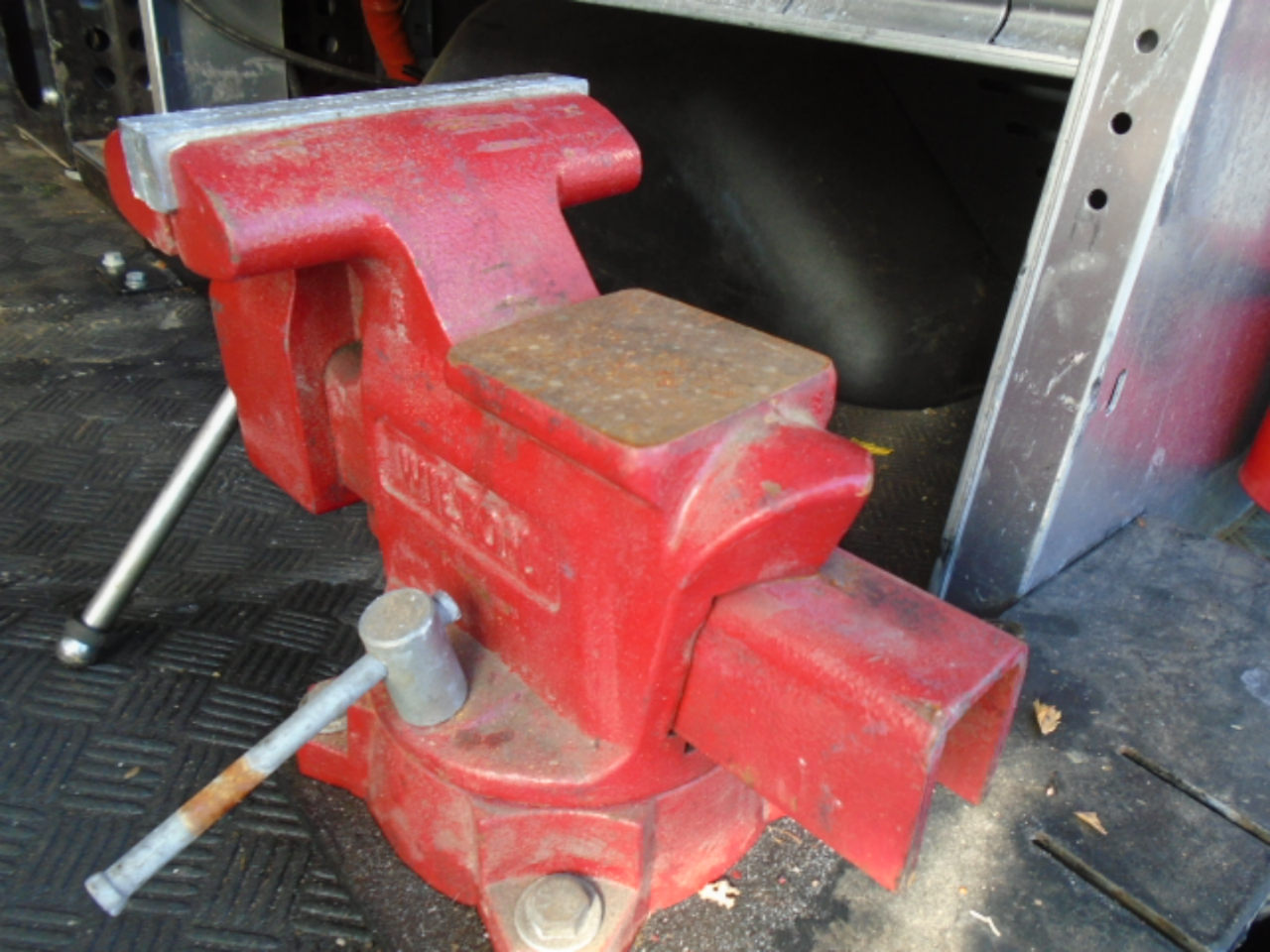 Ford Transit Cargo Van T-250 130" Low Rf 9070 GVWR RWD 2021