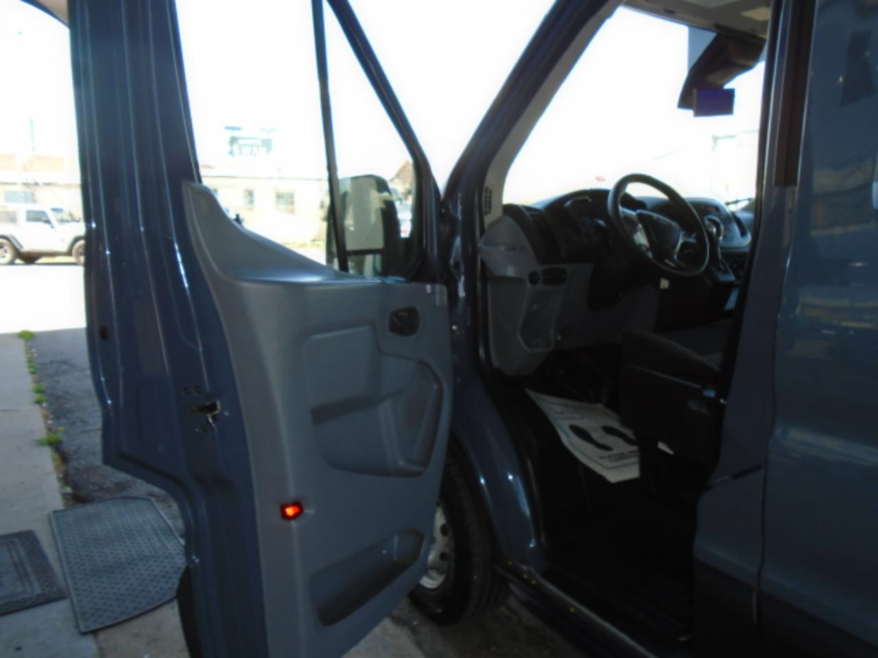 Ford Transit Van T-250 148" EL Hi Rf 9000 GVWR Sliding RH Dr 2019