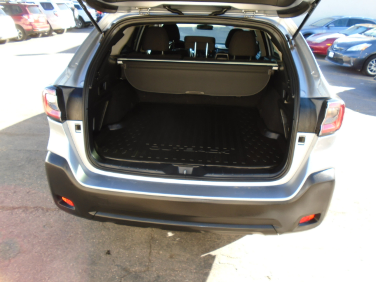 Subaru Outback Premium CVT 2023