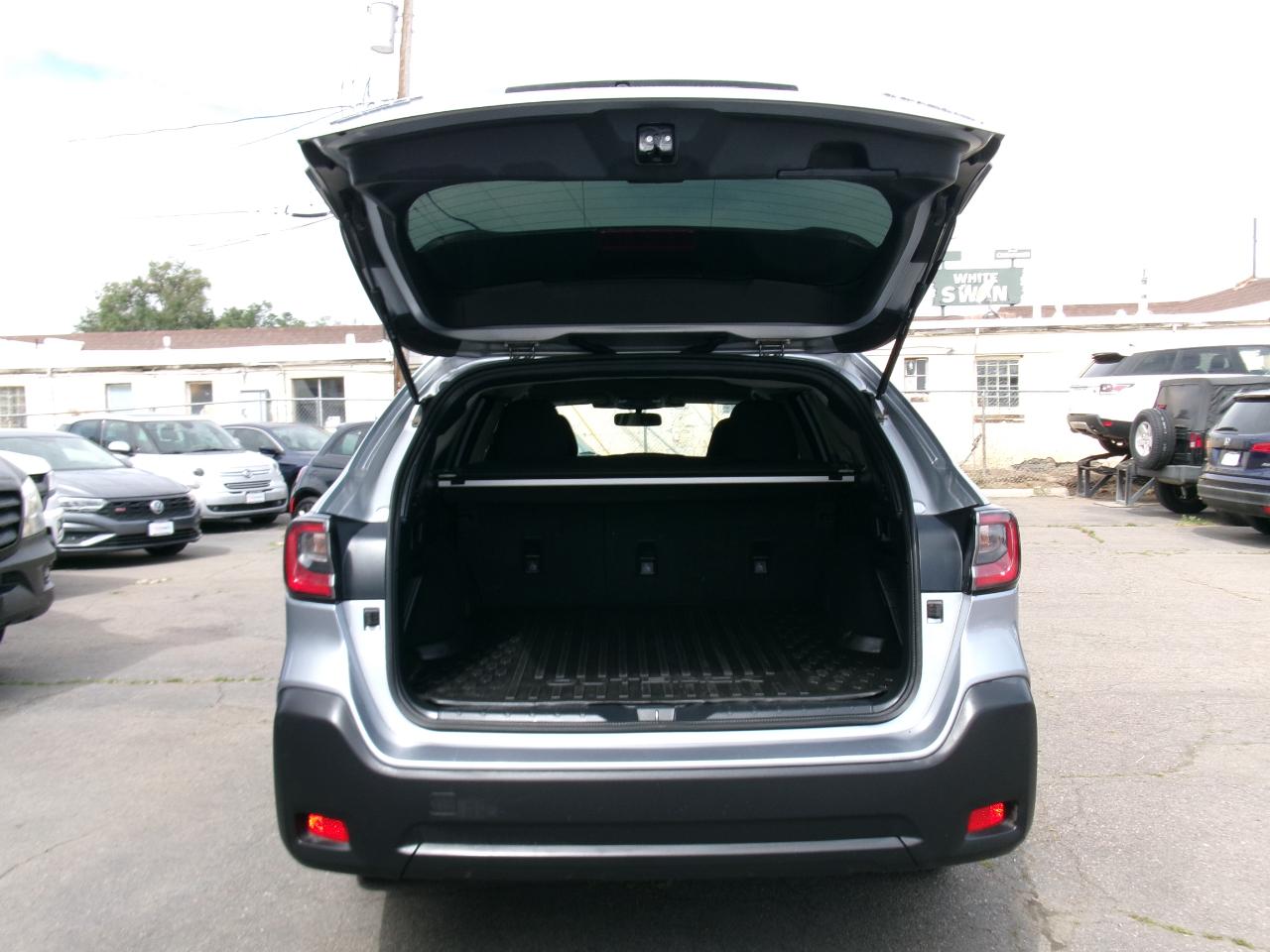 Subaru Outback Premium CVT 2023