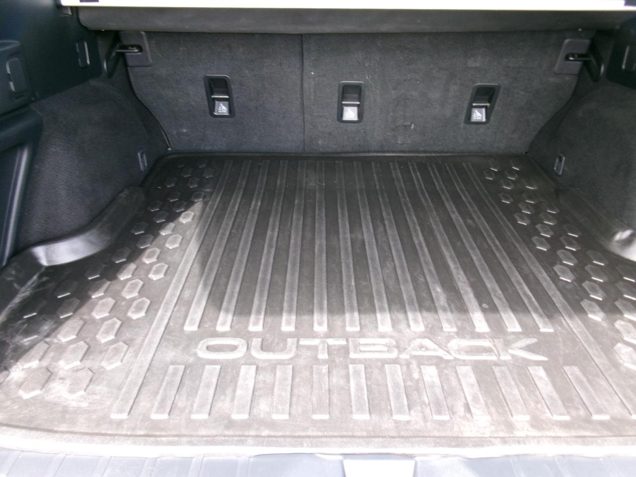 Subaru Outback Premium CVT 2023