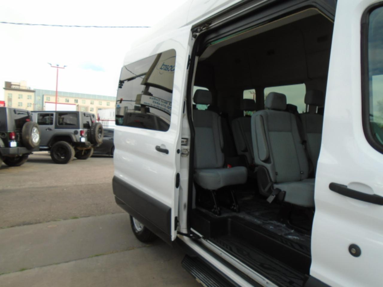 Ford Transit Wagon T-350 148" High Roof XLT Sliding RH Dr 2015