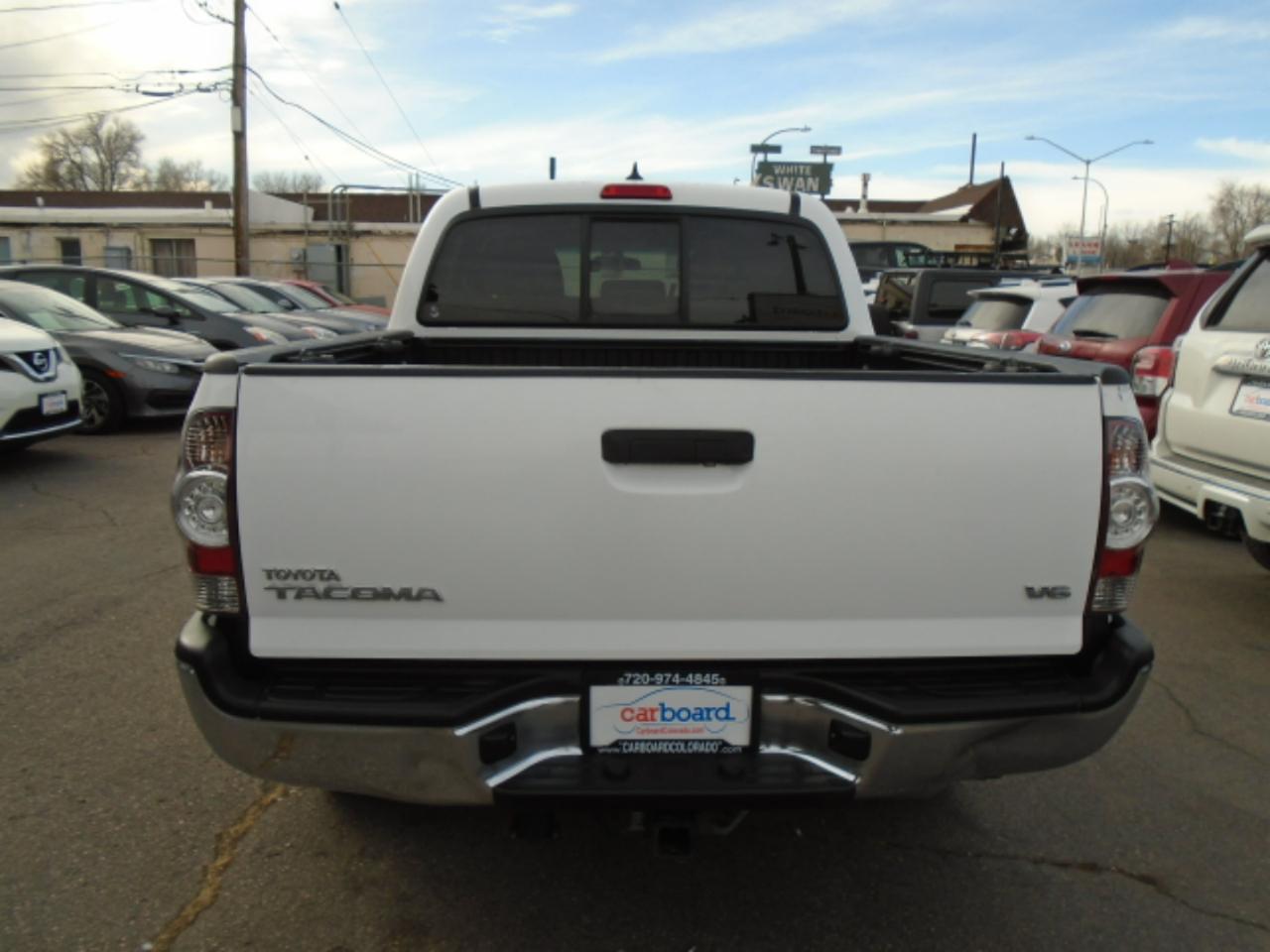 Toyota Tacoma 4WD Double Cab V6 MT (Natl) 2014