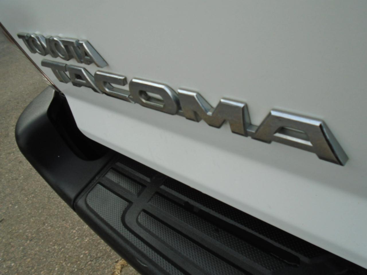 Toyota Tacoma 4WD Double Cab V6 MT (Natl) 2014