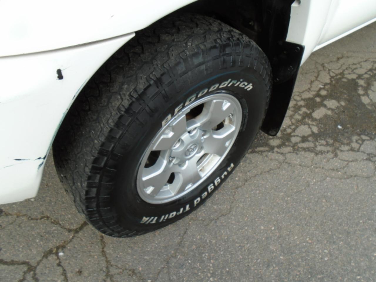 Toyota Tacoma 4WD Double Cab V6 MT (Natl) 2014