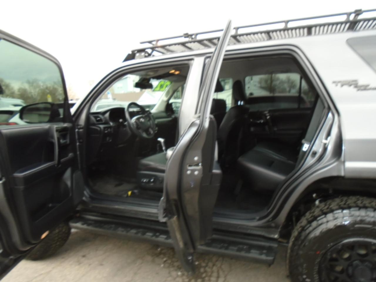 Toyota 4Runner TRD Off Road Premium 4WD (Natl) 2022