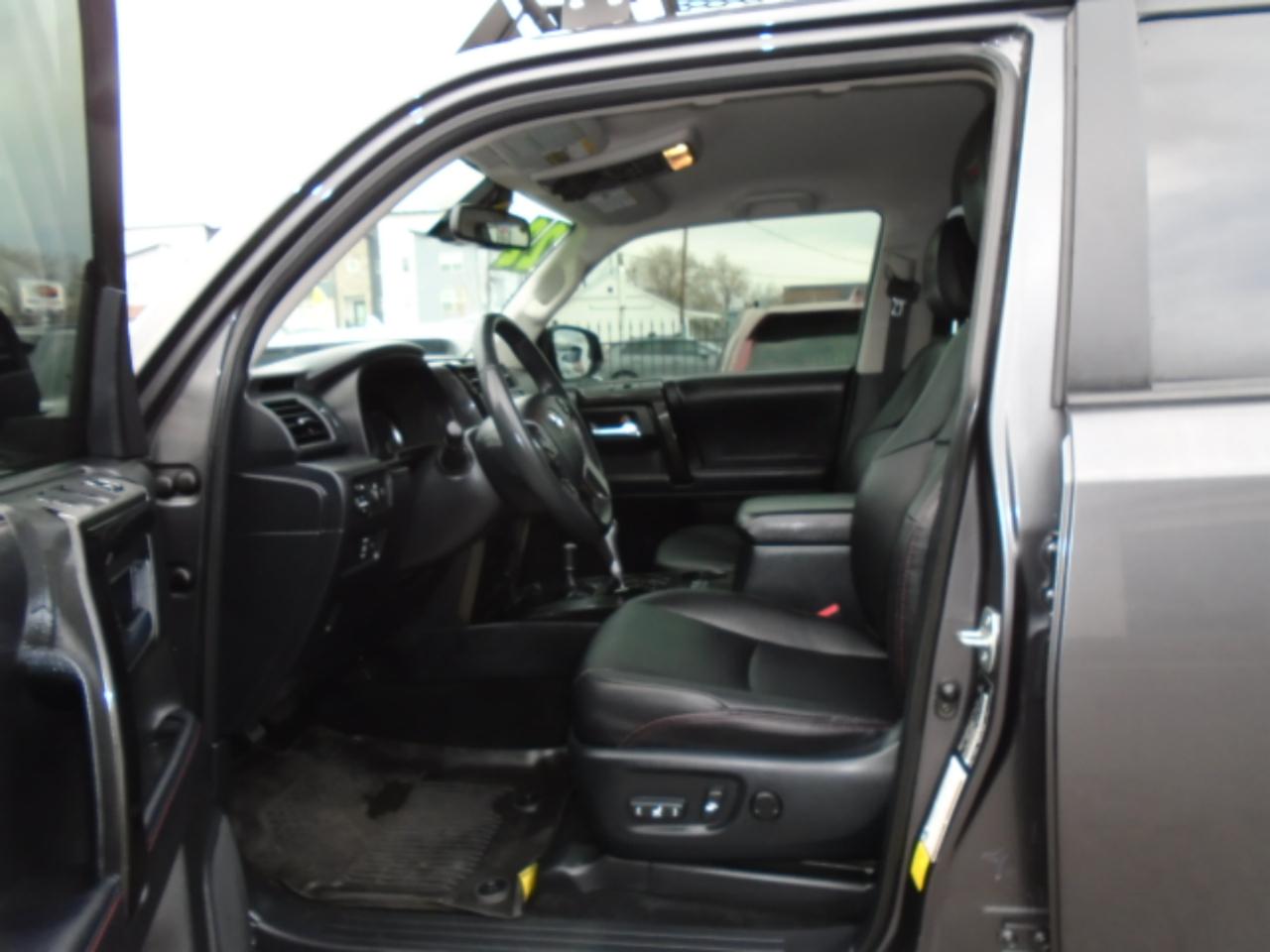 Toyota 4Runner TRD Off Road Premium 4WD (Natl) 2022