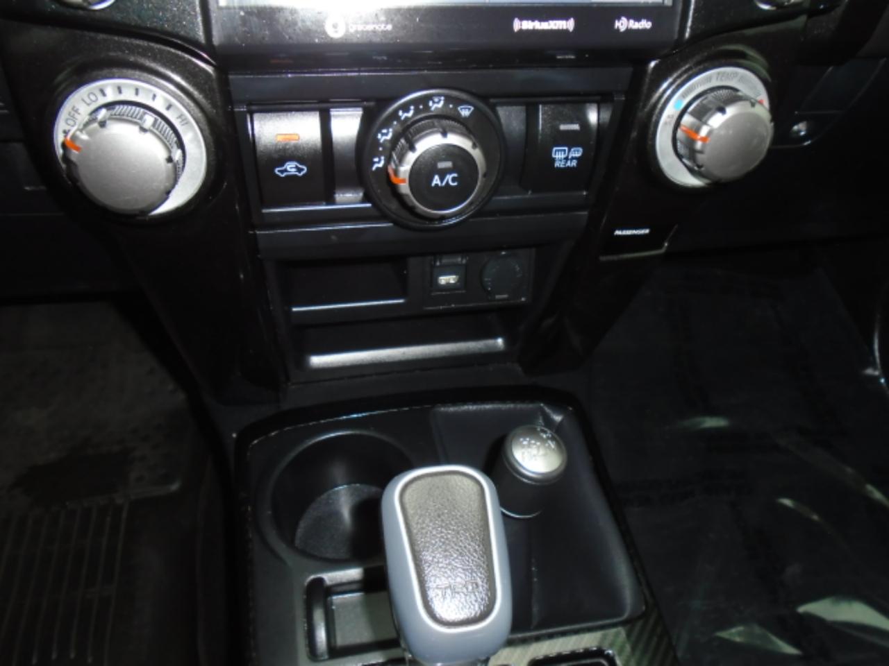 Toyota 4Runner TRD Off Road Premium 4WD (Natl) 2022