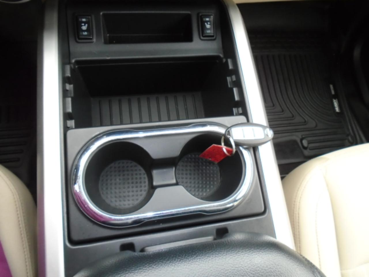 Nissan Titan 4x4 King Cab SV 2017