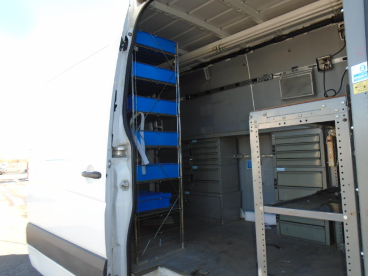 Mercedes-Benz Sprinter Cargo Vans RWD 2500 144" 2015