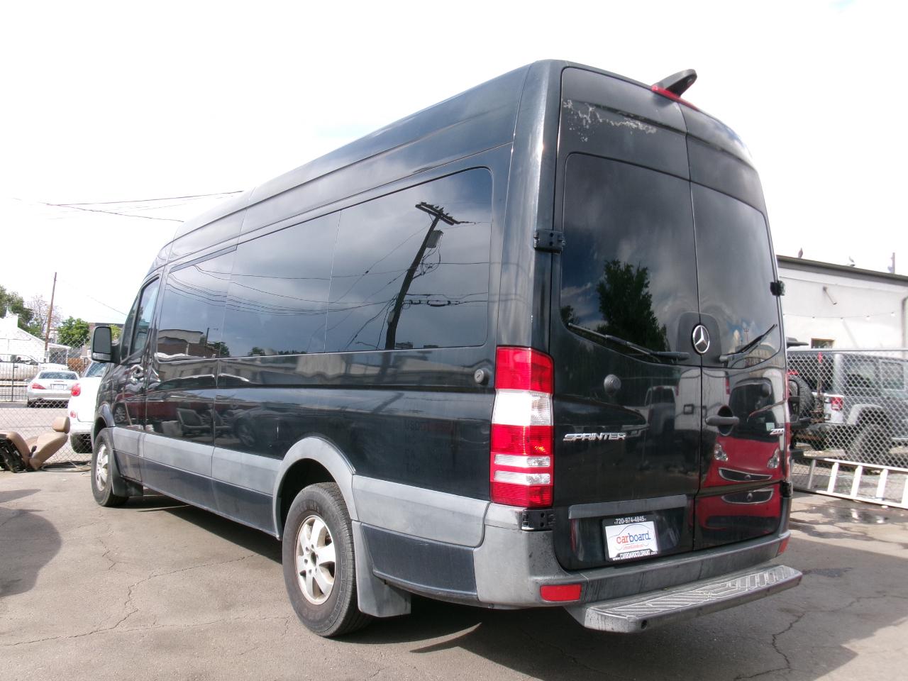 Mercedes-Benz Sprinter Van 2500 High Roof V6 170" RWD 2018