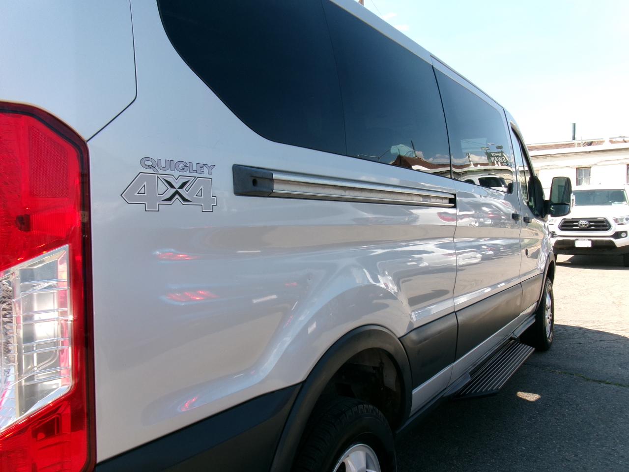 Ford Transit Wagon T-350 148" Low Roof XLT Sliding RH Dr 2017