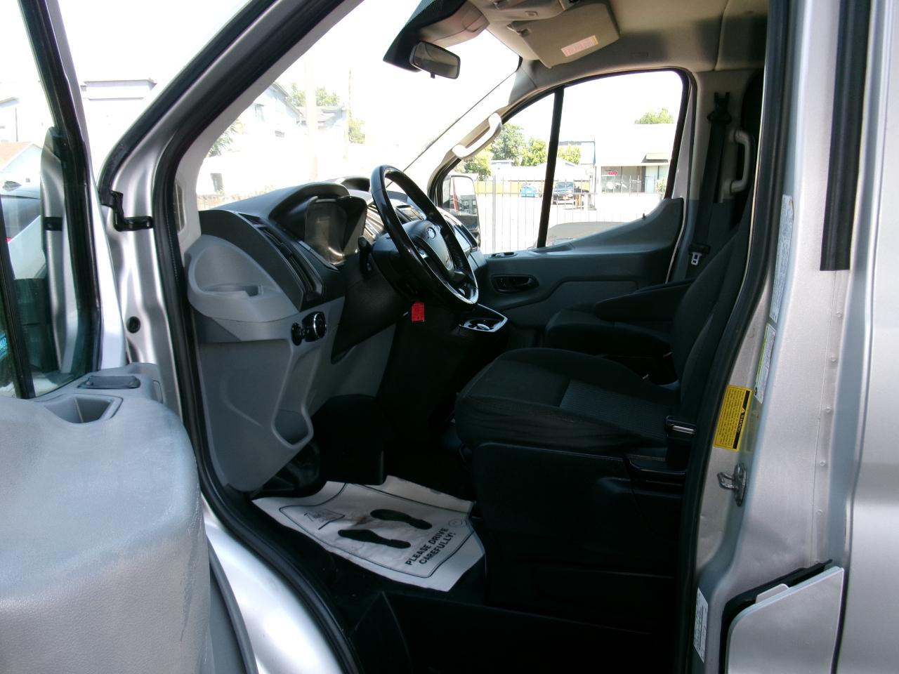 Ford Transit Wagon T-350 148" Low Roof XLT Sliding RH Dr 2017