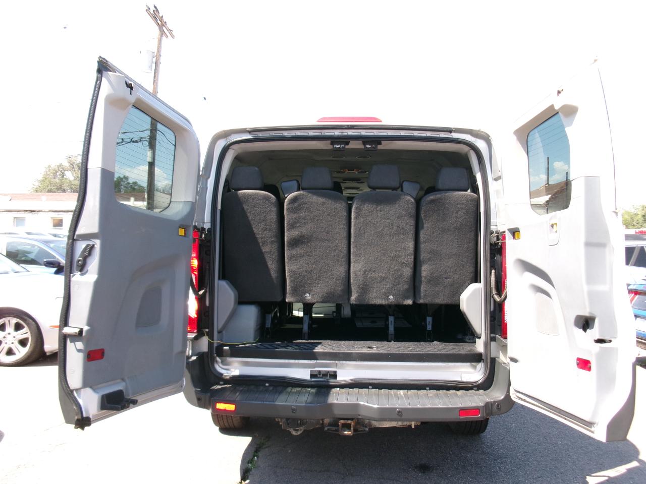 Ford Transit Wagon T-350 148" Low Roof XLT Sliding RH Dr 2017