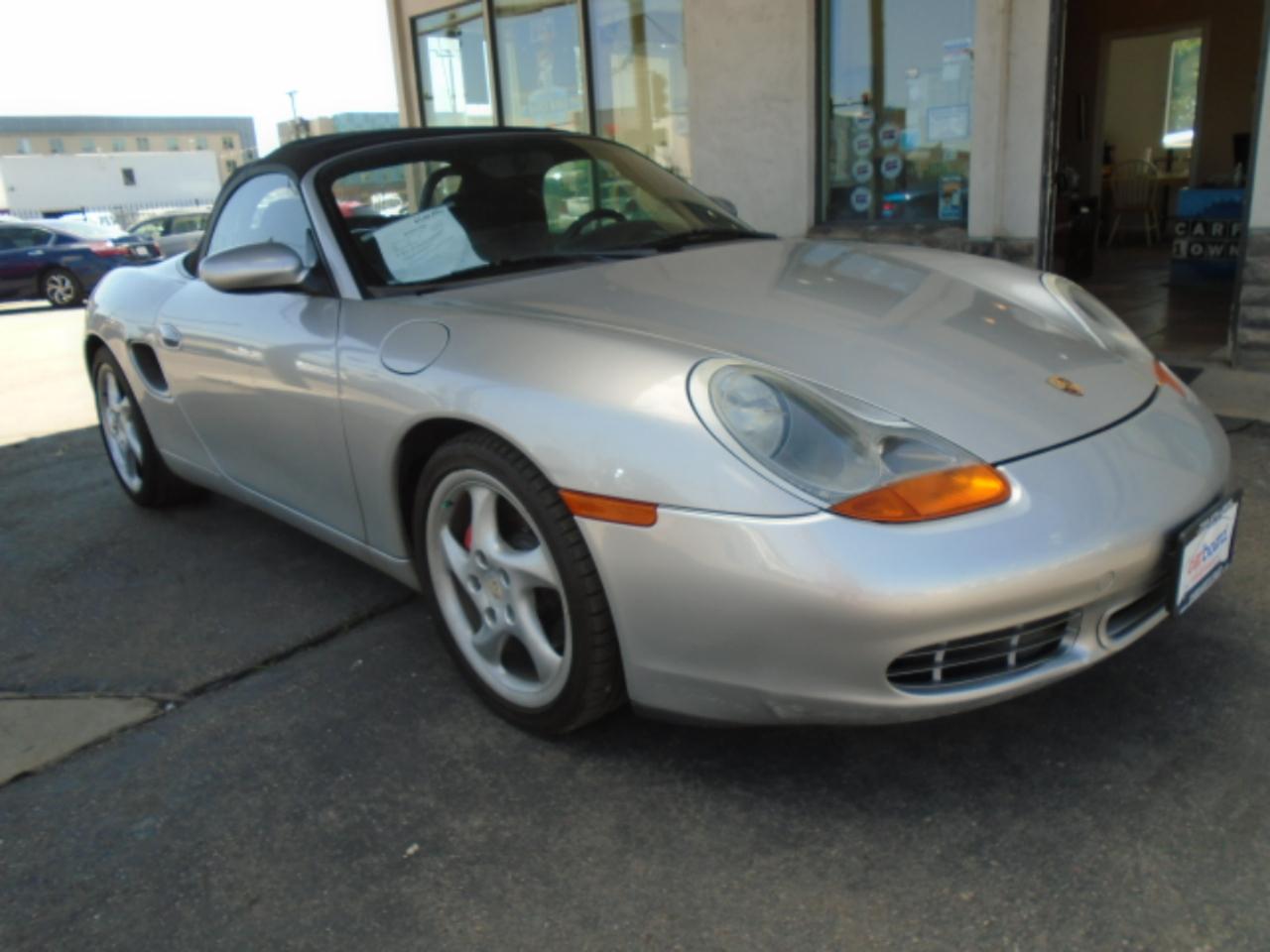 View vehicle photo 7