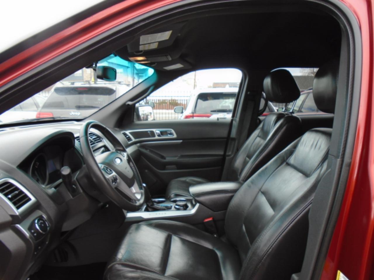 Ford Explorer 4WD 4dr XLT 2014