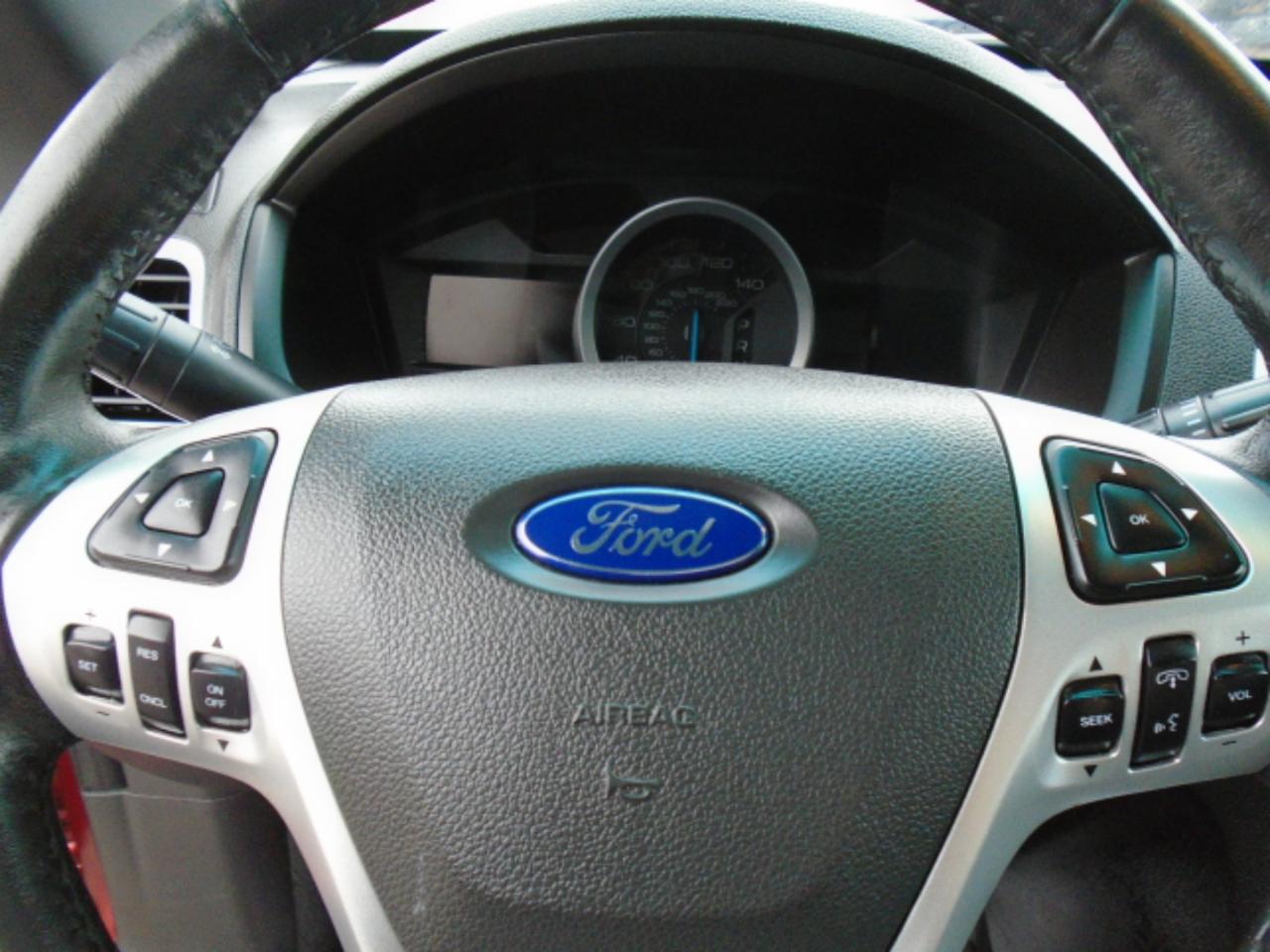 Ford Explorer 4WD 4dr XLT 2014