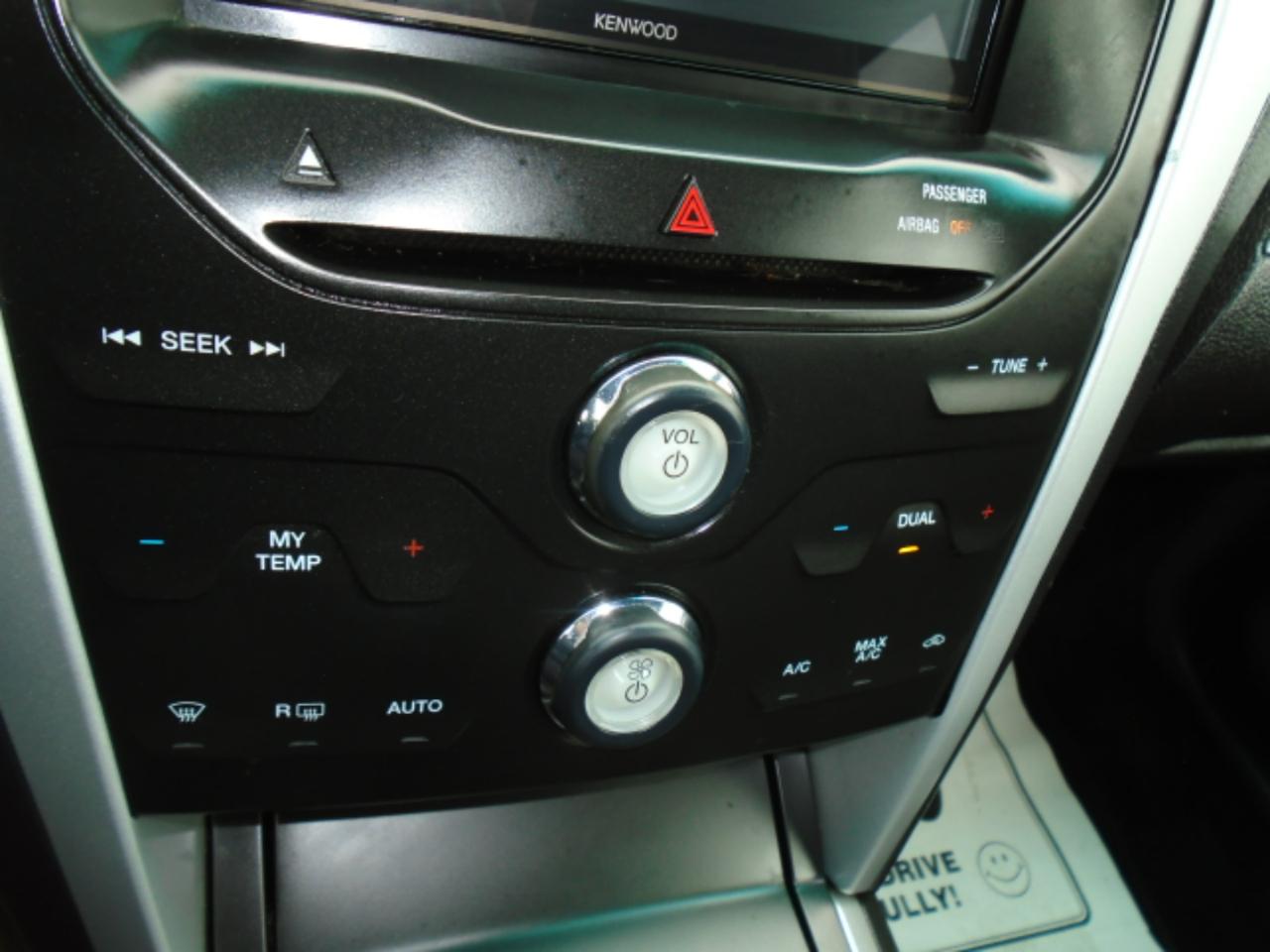 Ford Explorer 4WD 4dr XLT 2014